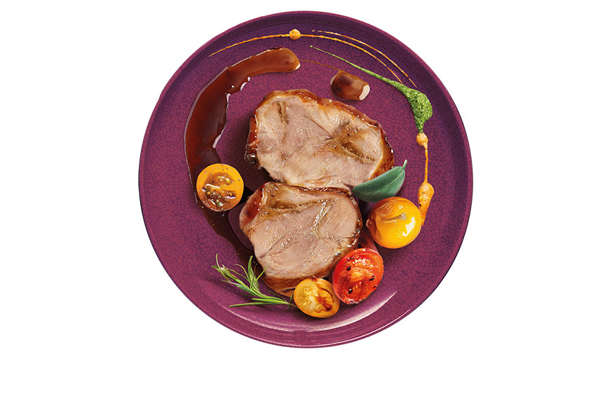 Stinco scaloppato in padella con pomodorini caramellati