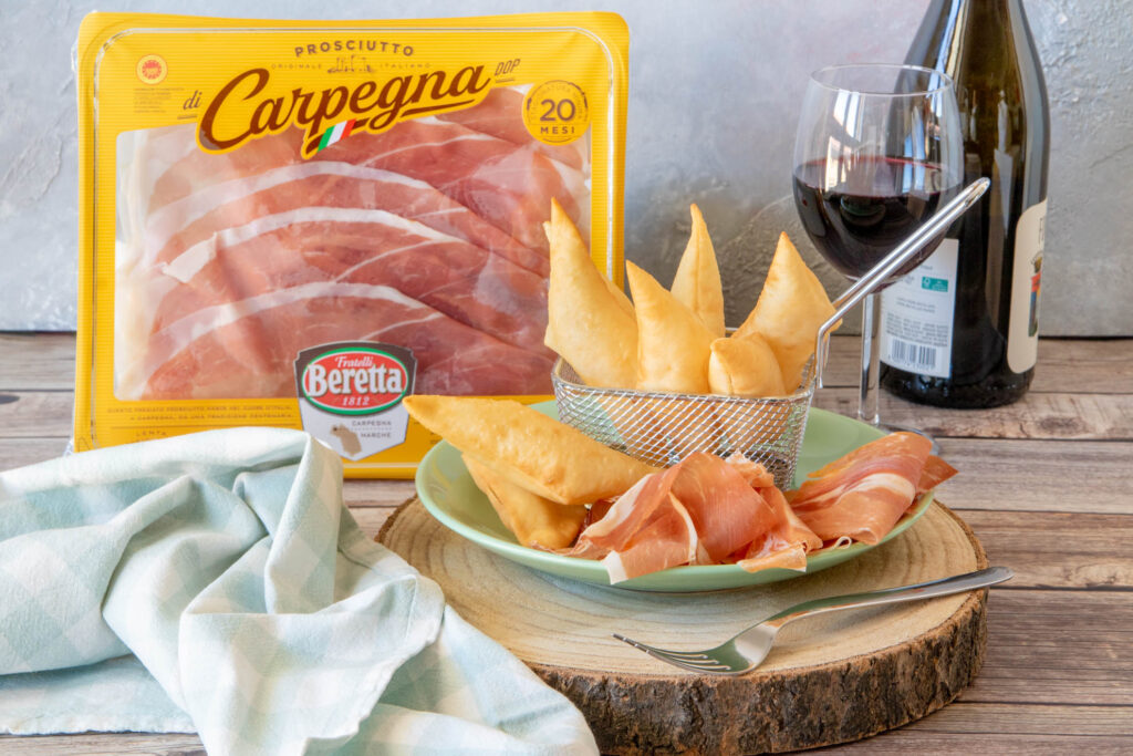 Gnocco fritto con Prosciutto di Carpegna DOP