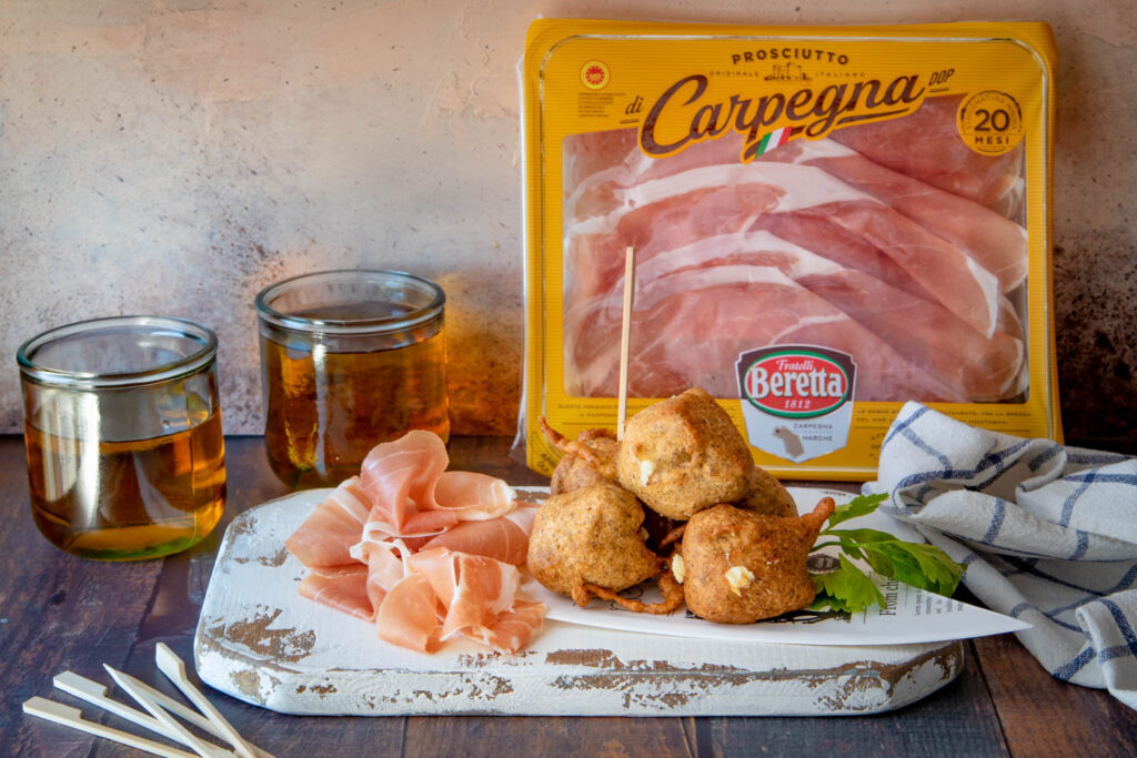 Sciatt con Prosciutto di Carpegna DOP