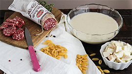 Timballo di pasta con Salame Puro Beretta, provola e besciamella