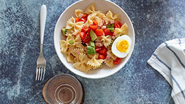 Insalata di farfalle estiva