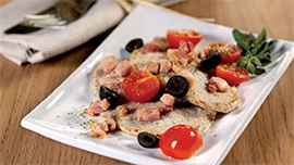 Scaloppine con pancetta e pomodorini