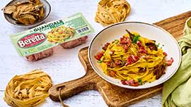 Fettuccine ai funghi porcini con guanciale alle erbe