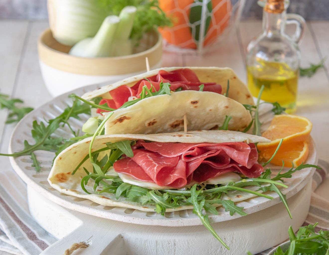 Piadina con bresaola, finocchi e arancia