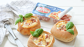Cestini di pane ripieni al forno